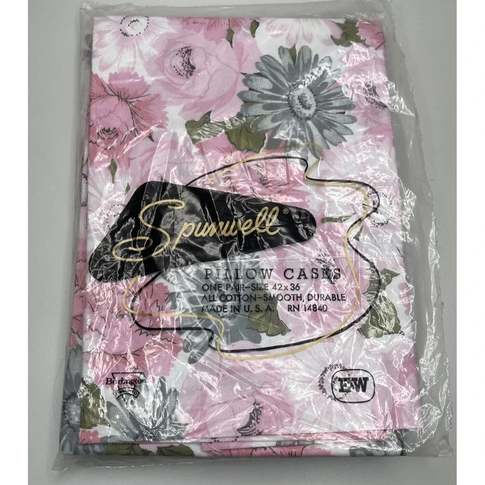 Vintage Burlington Spunwell Pillowcases Standard Cotton Pink Floral Print Pair‎